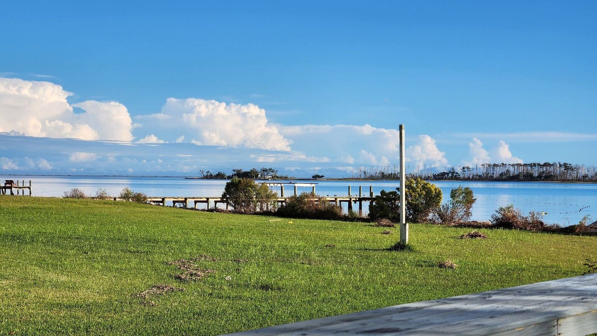 Gloucester House | Beaufort, NC nearby: Dolphins, Boating, Fishing, Birding, Waterfront