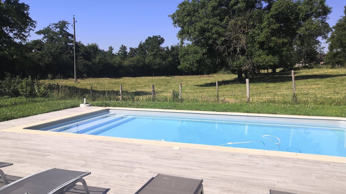 Gleize House | Beaujolais house with charm, pool, fireplace