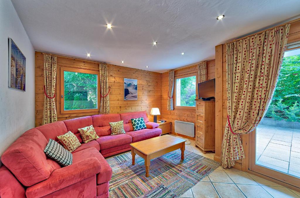 Chamonix City Centre Apartment | Beaujolais: Residence Villa Vallet