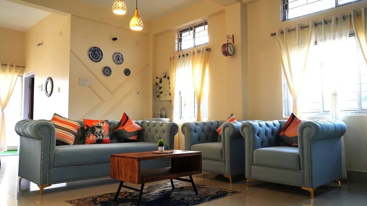 Sualkuchi Apartment | BeauMonde boutique suites - Azure Escape with AC and Wifi.