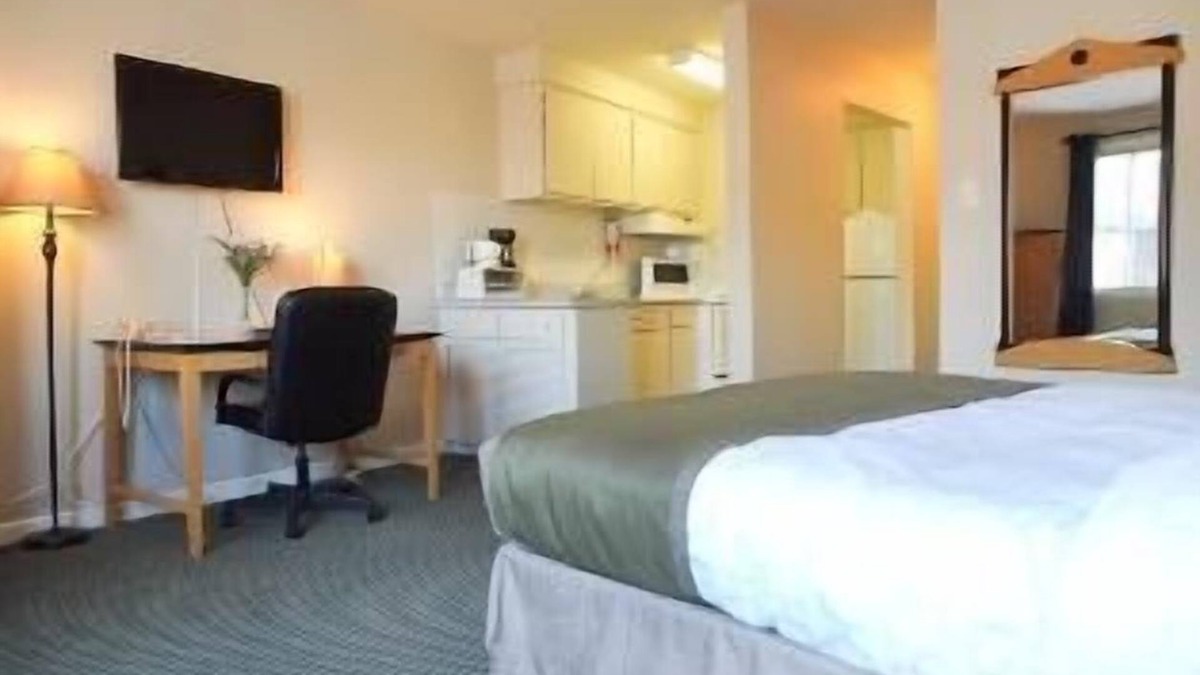 Dorval Apartment | Beausejour Hôtel Appartements