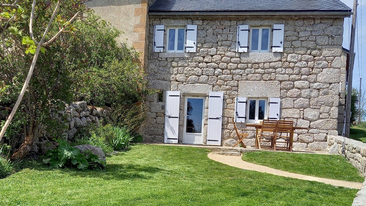 Saint-Denis-en-Margeride House | Beautifully restored cottage, all comfort in the heart of the Margeride