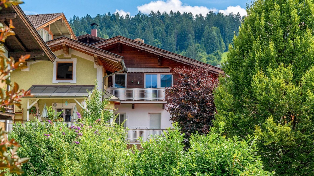 Hopfgarten Markt Apartment | Beautiful apartment, central, 400m to ski lift