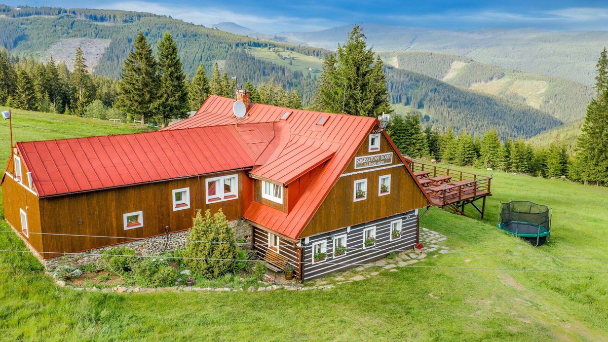 Pec pod Snezkou House | Beautiful private villa with WIFI, TV, terrace, pets allowed, panoramic view and parking