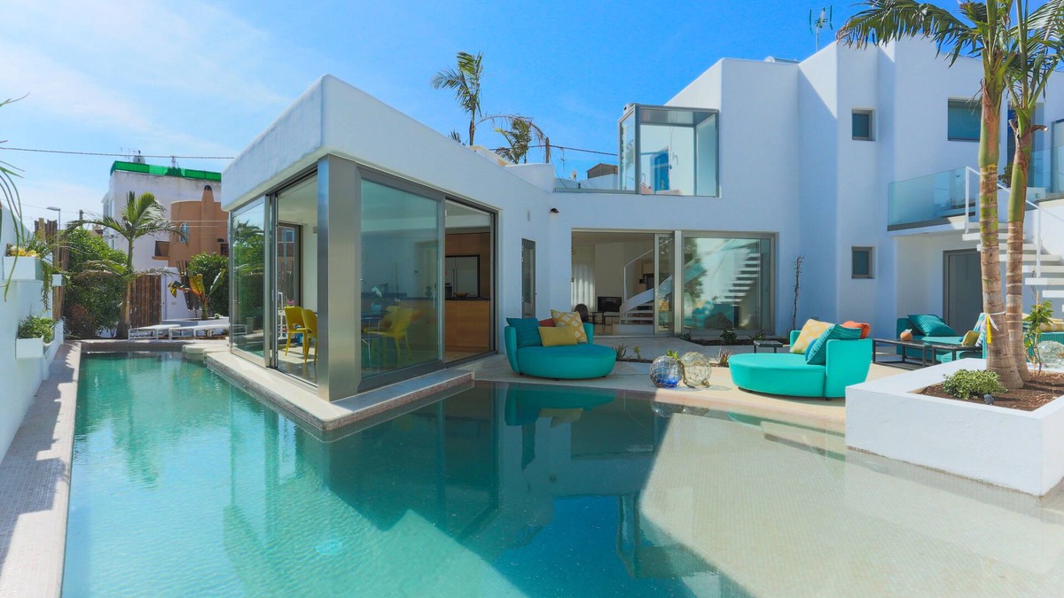 Sant Jordi de Ses Salines House | BEAUTIFUL VILLA IN THE HEART OF Playa den Bossa ETV-2047-E