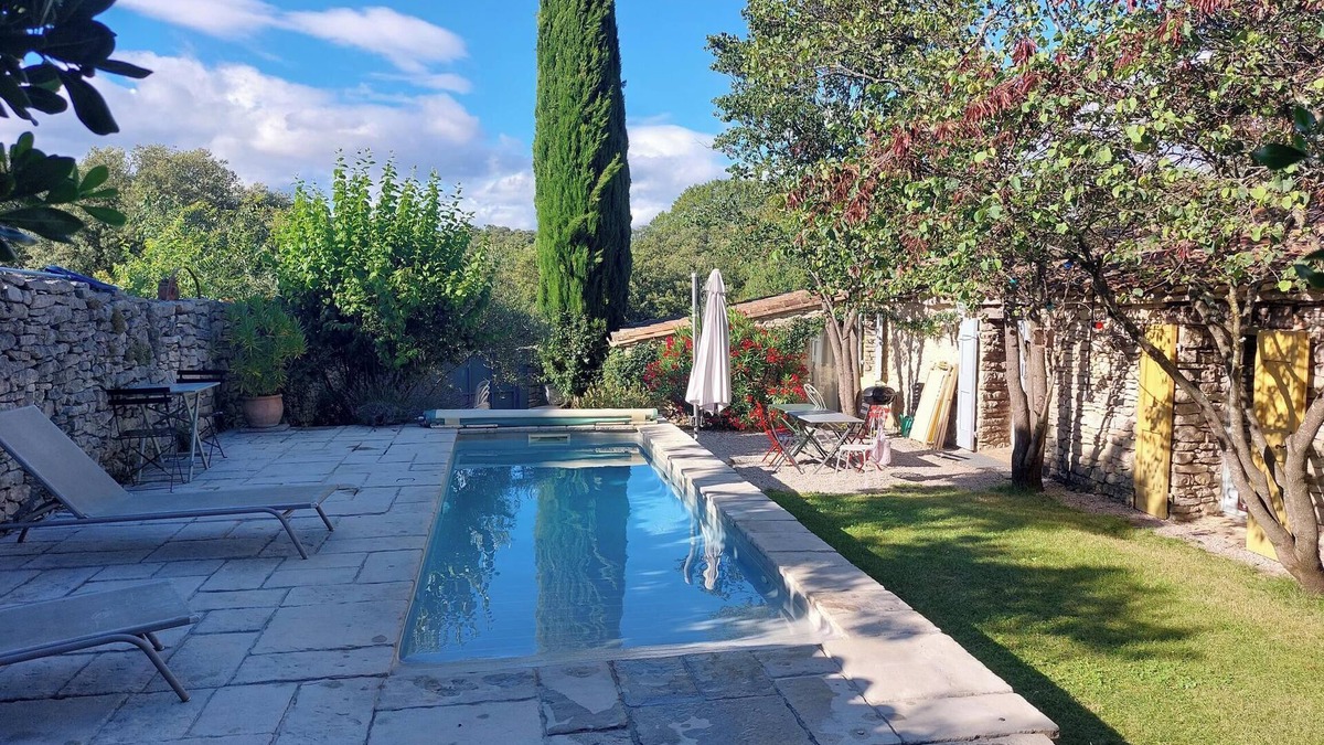 Ferrieres-les-Verreries House | Beautiful sheepfold in the heart of a picturesque old village