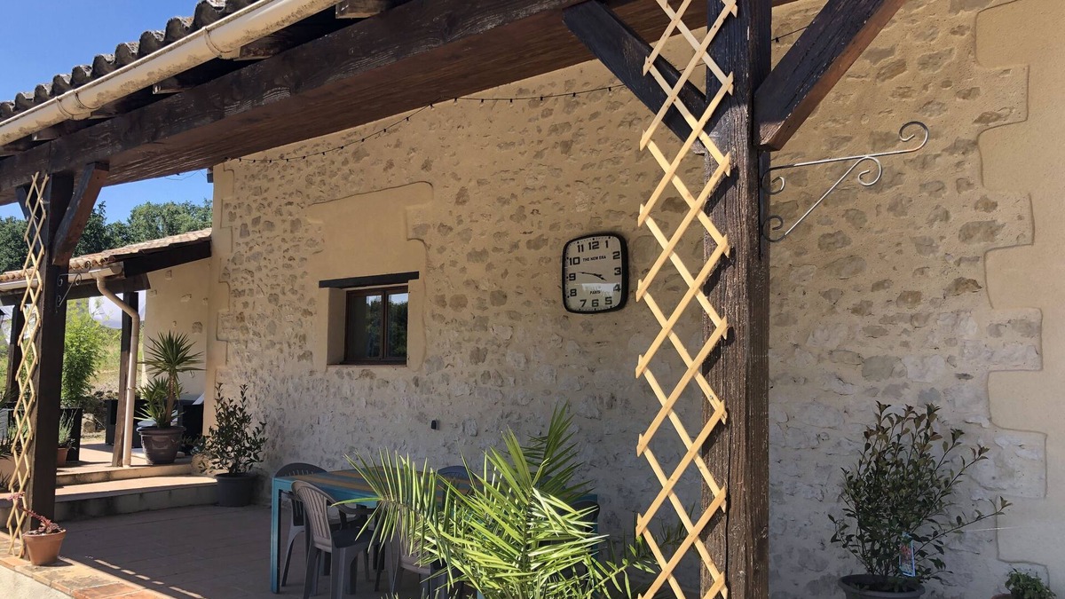 Saint-Colomb-de-Lauzun House | Beautiful detached house with PRIVATE salt water 10m x 4.2m SWIMMING POOL