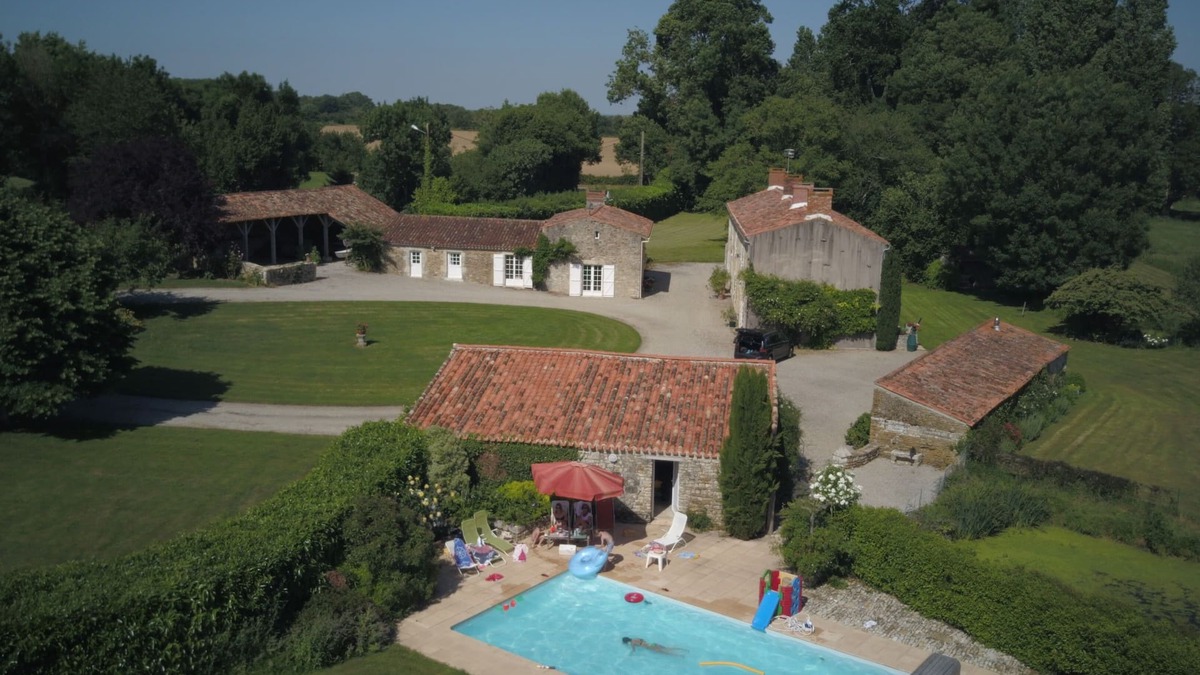 Saint-Cyr-en-Talmondais House | Beautiful house with a swimming pool, just 15 min from the Atlantic coast