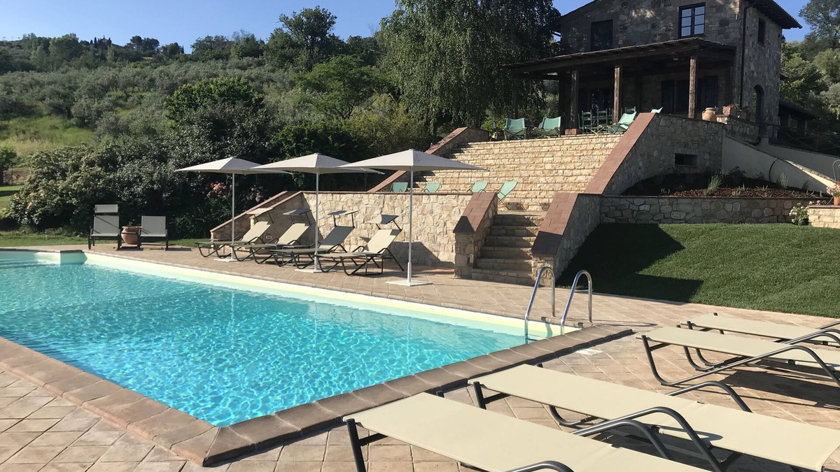 Fratta Villa | Beautifully renovated farmhouse in Umbria, pool, stunning views, sleeps 10-12