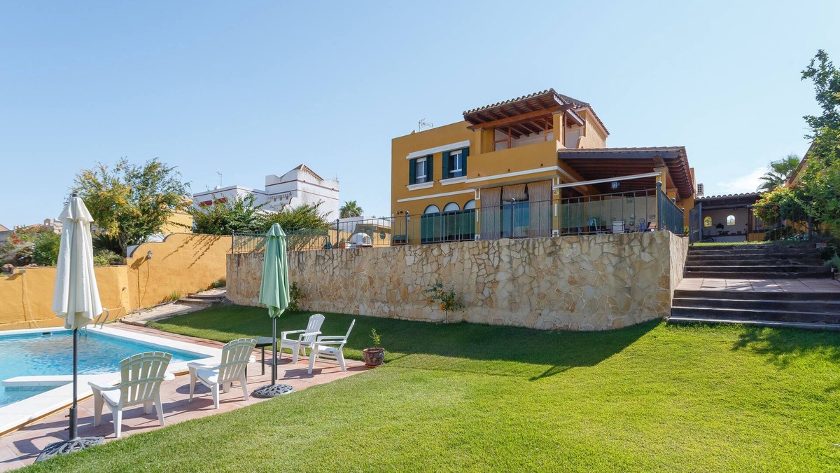 Sanlucar de Barrameda Ski Chalet | Beautiful Villa with views of the Coto de Doñana