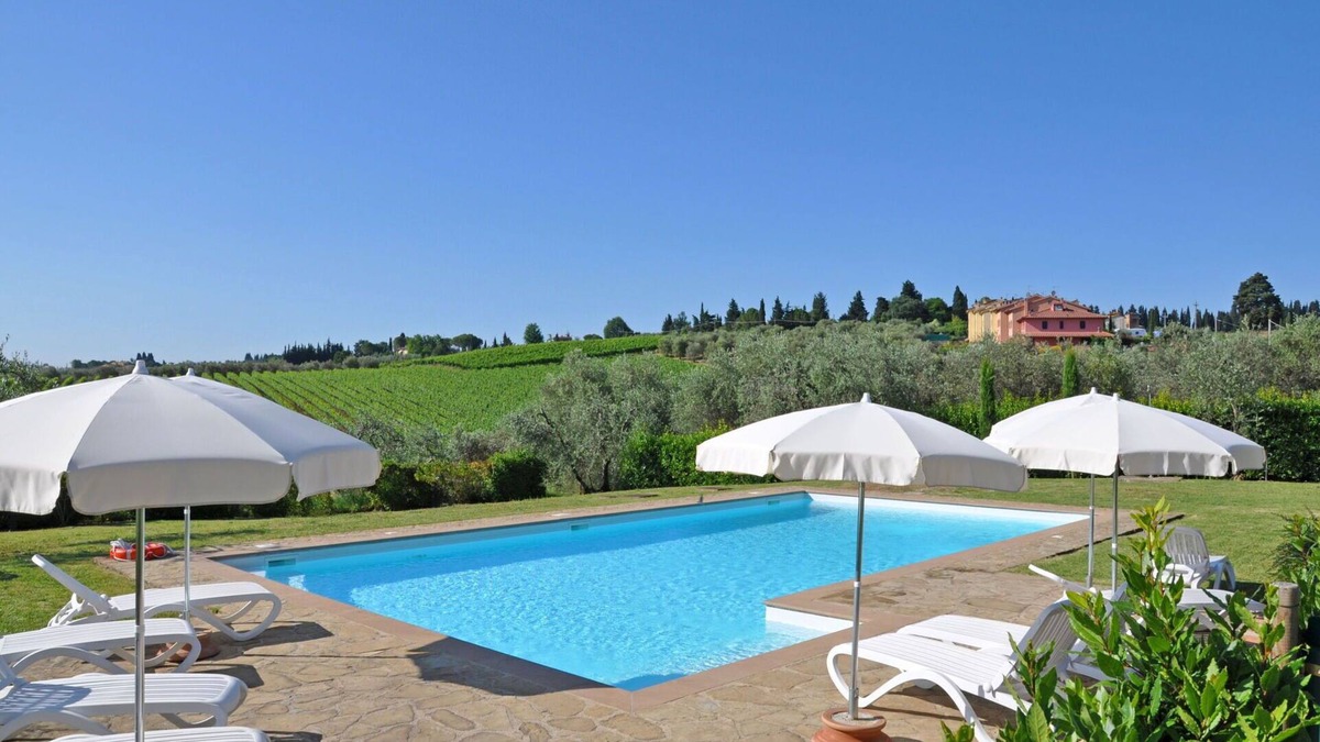 San Pietro in Bossolo Apartment | Beautiful apartment with pool, A/C, WIFI, panoramic view and parking, close to Greve In Chianti