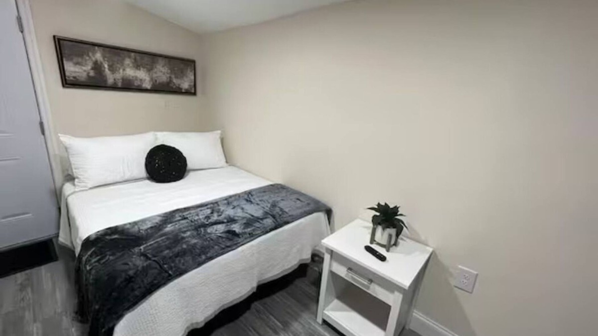 Zephyrhills West Apartment | Beautiful 1/1 Studio in Zephyrhills