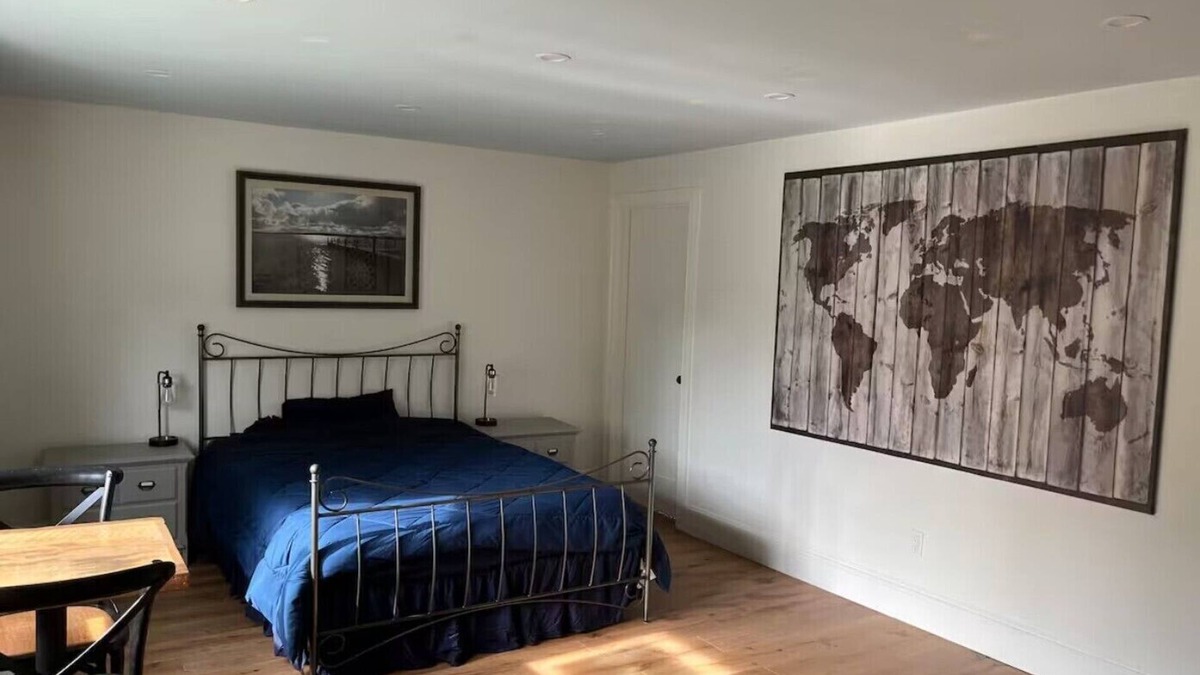 Medford Apartment | Beautiful 1 Bedroom, 1 Bathroom in Medford with WiFi and AC