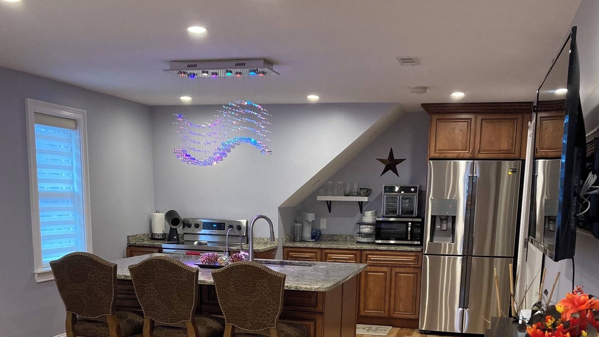 Salisbury Apartment | Beautiful 1 bedroom apartment queen & twin bed ,Central A/C, 5min drive to beach