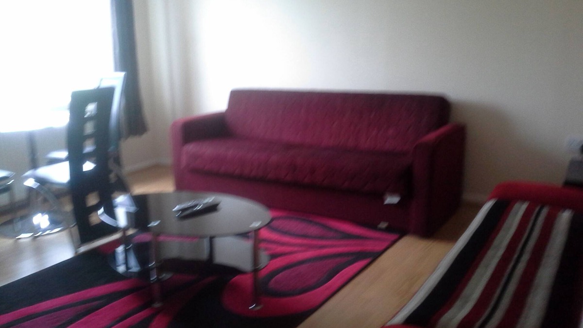 Higham Hill Apartment | BEAUTIFUL 1 BEDROOM APARTMENT,SLEEPS 4