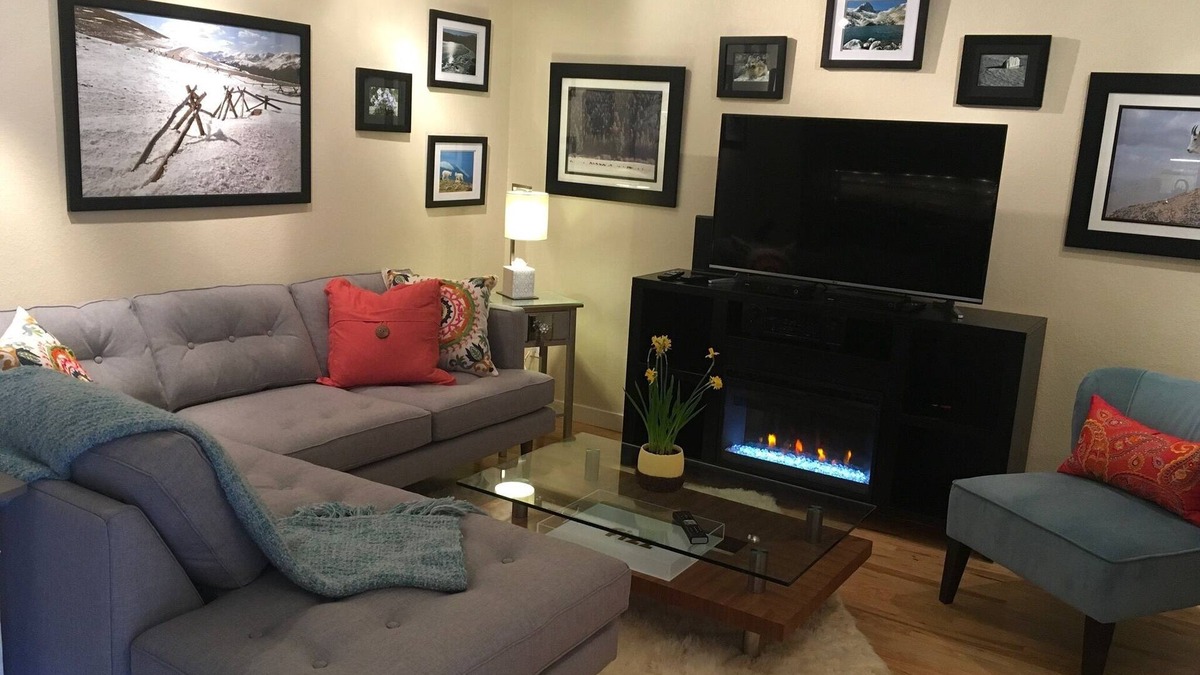Central Boulder Condo | BEAUTIFUL 1 BEDROOM CONDO IN HISTORIC MAPLETON HILL 5 BLOCKS TO PEARL MALL