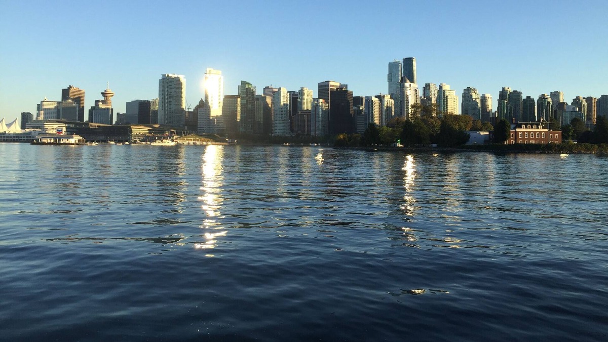 Coal Harbour Apartment | Beautiful 1000 Sf downtown condo. The best of the best Coal Harbour location
