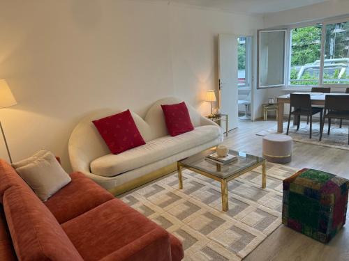 Le Grand-Saconnex Apartment | Beautiful 2-Bed Apartment near Palexpo, UN Agencies & Diplomatic Missions