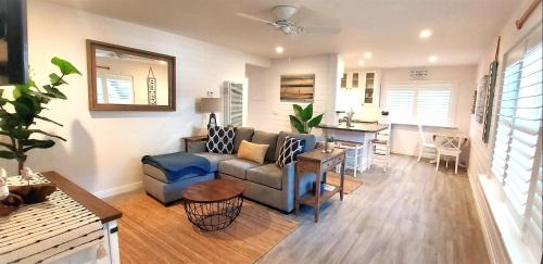 Carpinteria Apartment | Beautiful 2 Bed Beach Condo #120