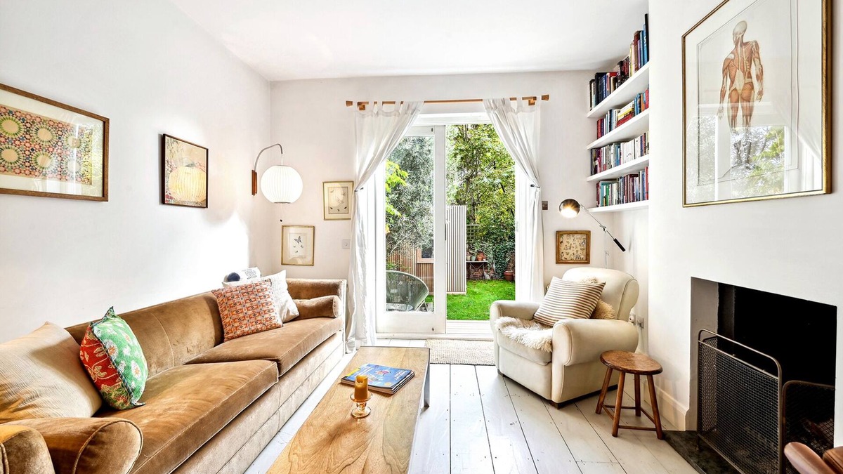 North Kensington Apartment | Beautiful 2 bed flat near Portobello Rd market and Notting Hill