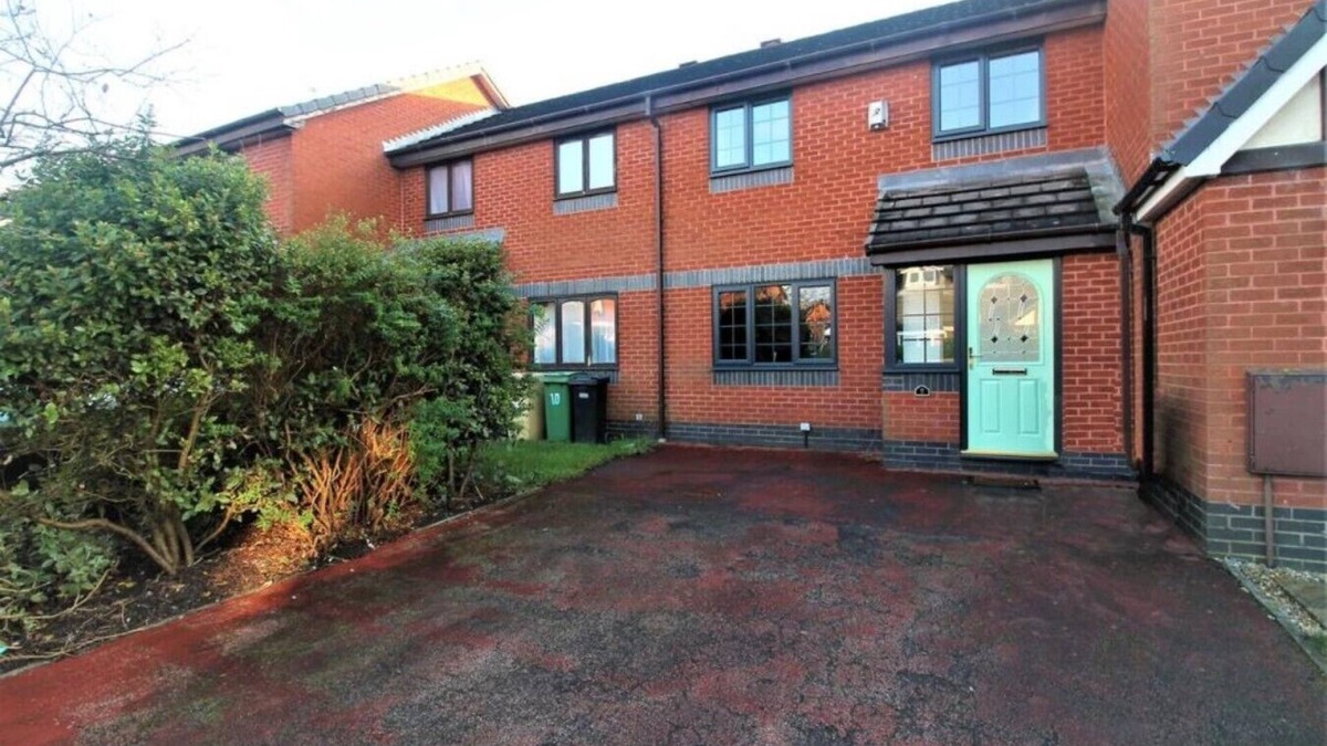 Bolton House | Beautiful 2-Bed House in Bolton with free parking