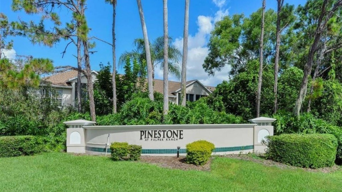 Vamo Condo | Beautiful 2 Bedroom, 2 Bath Home In Pinestone at Palmer Ranch