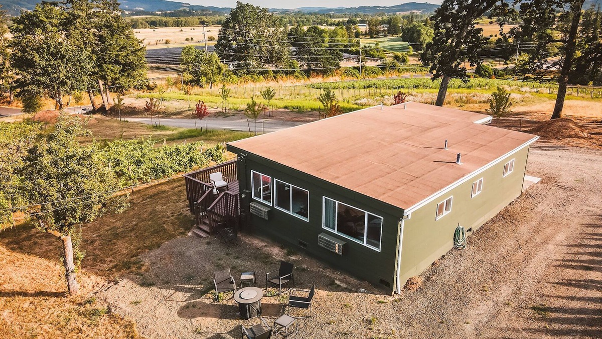 Gaston House | Beautiful 2 bedroom home with amazing views