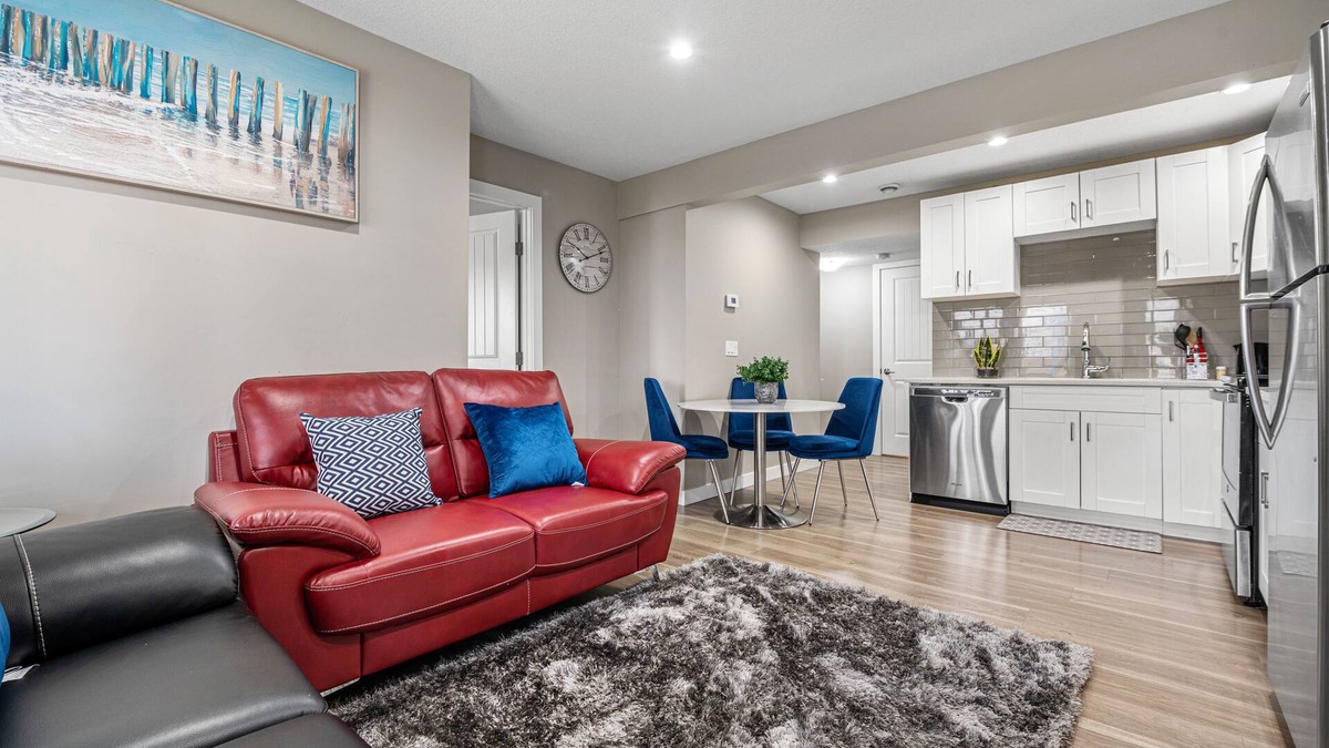 Sage Hill House | Beautiful 2-bedroom suite. Ventilation is amazing! You will love it!