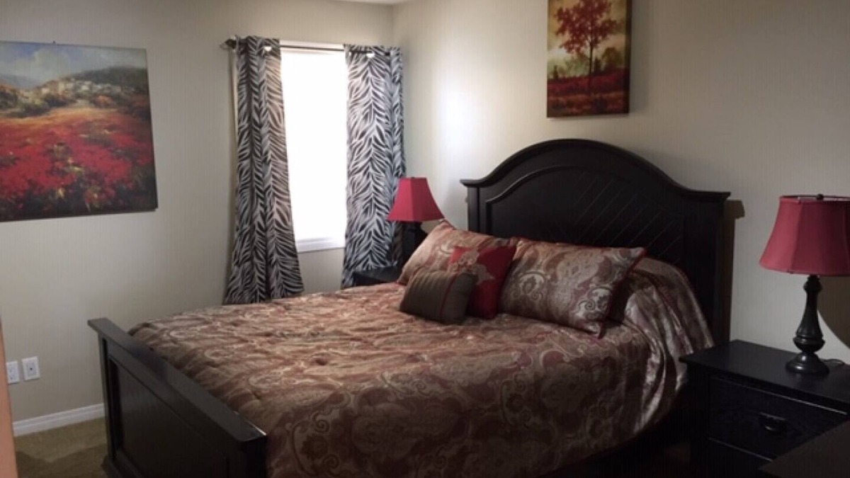 Regina House | Beautiful 2 Bedroom Suite located in East Regina - 261A Fines Drive STA21-00147