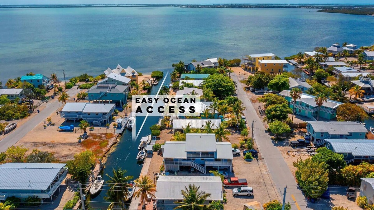 Cutthroat Harbor Estates House | Beautiful 2-bedroom canal home with peak-a-boo open water views in Cudjoe Key
