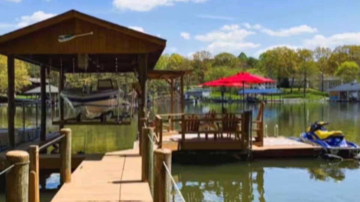 Smith Mountain Lake House | Beautiful 2-bedroom house on lakefront with dock.