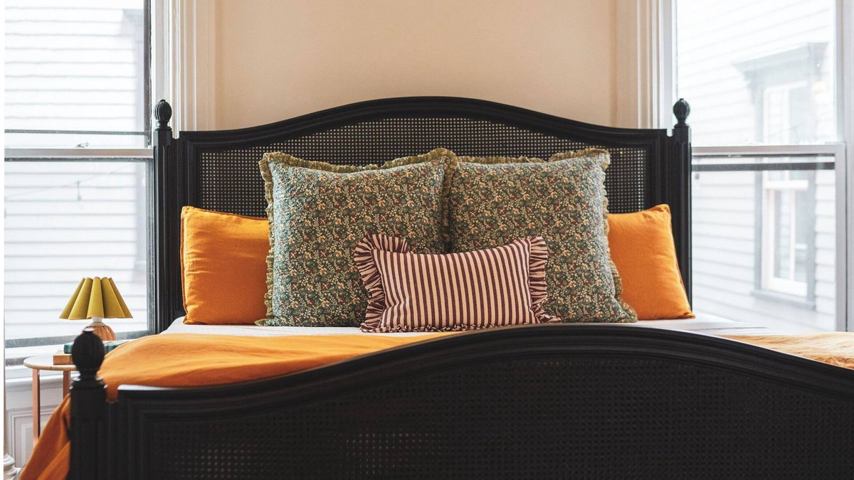 Federal Hill Apartment | Beautiful 2-bedroom apartment in Providence's historic Federal Hill