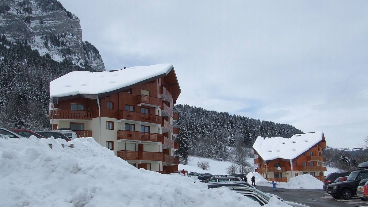 Thollon-les-Memises Apartment | Beautiful 2 room apartment cabin PERDRIX BLANCHE