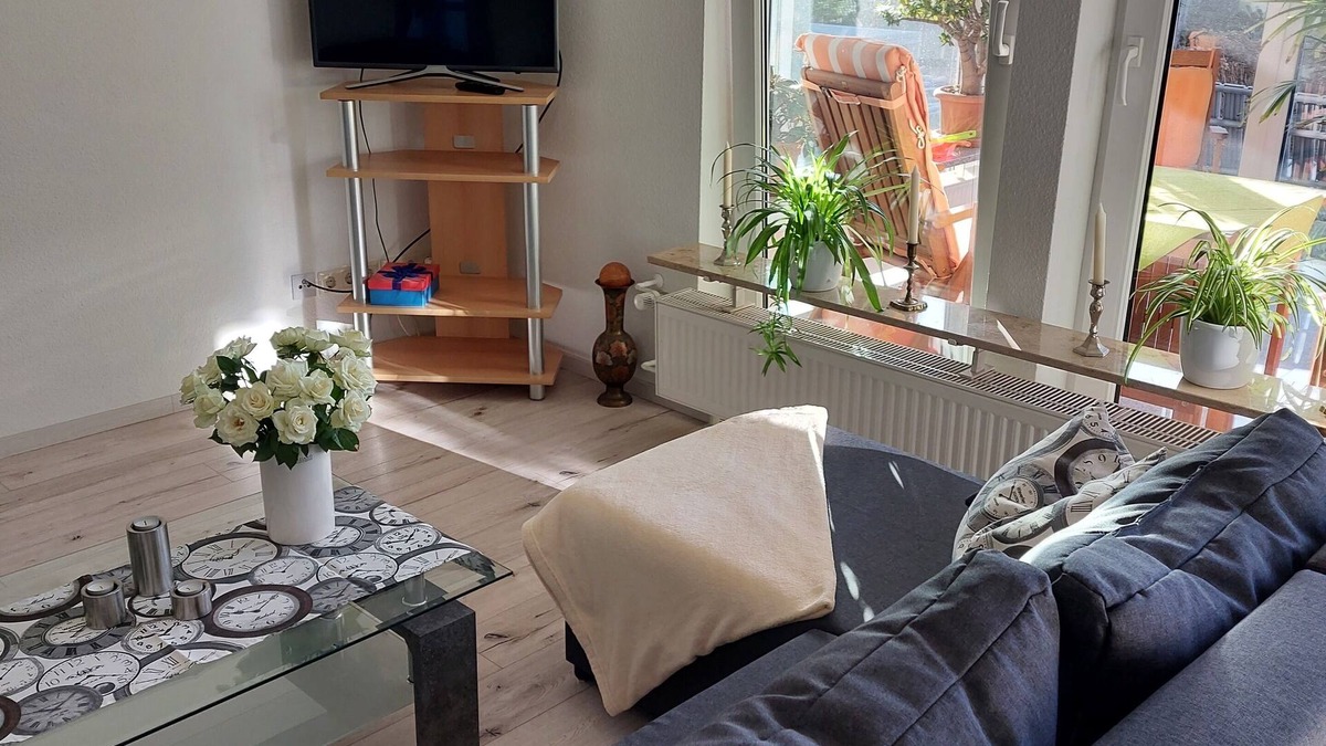 Broderstorf Condo | Beautiful 2 room apartment with conservatory near the Baltic Sea