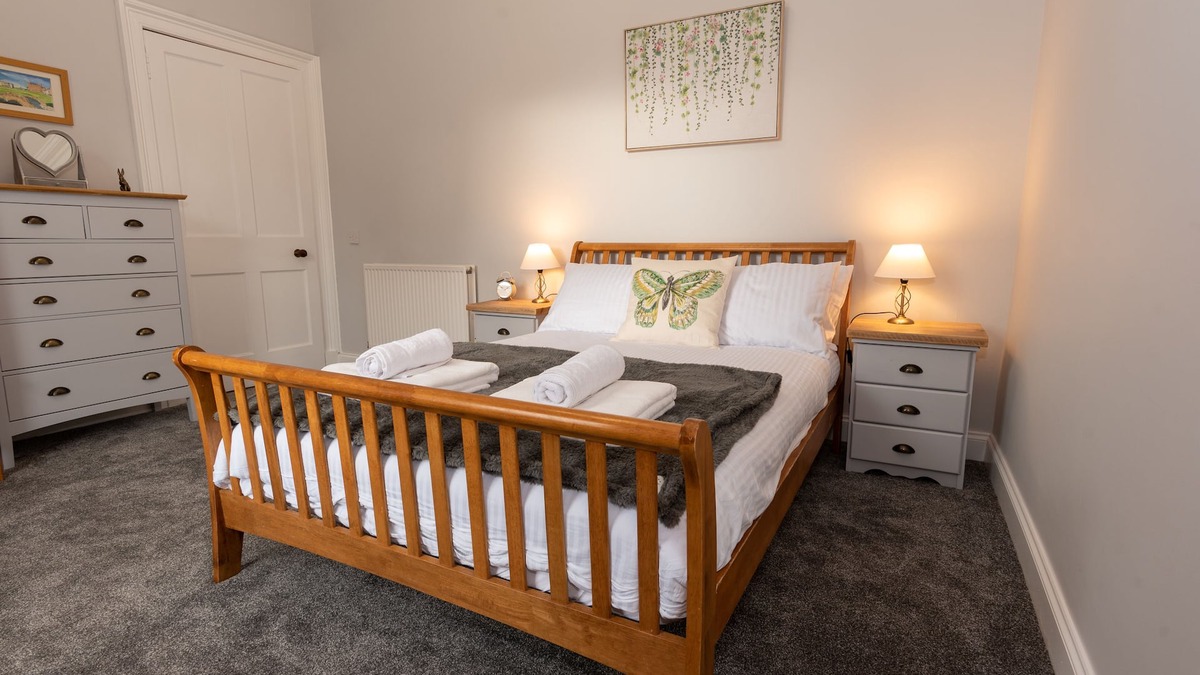 Glenrothes Cottage | Beautiful 200 year old Cottage near St Andrews
