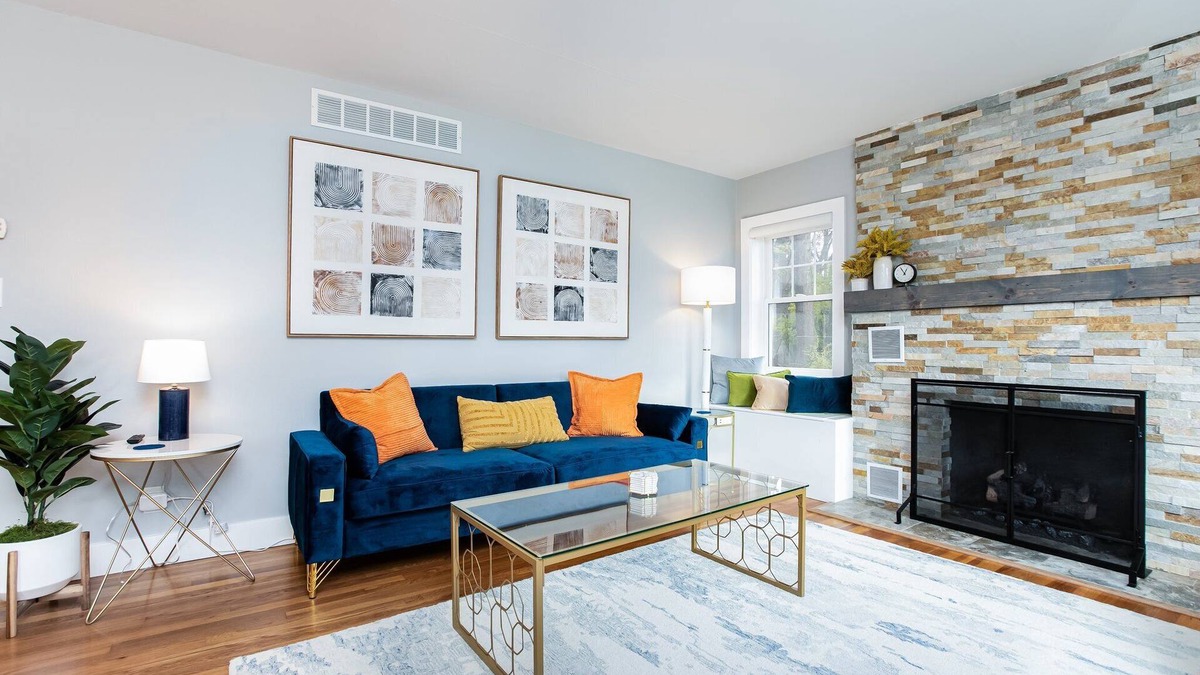 Wooded Estates House | Beautiful ‘23 Remodel~Walk to ND