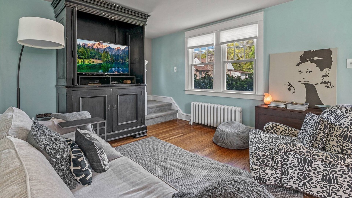 Swarthmore House | Beautiful 2B/1.5B in the Heart of Swarthmore!