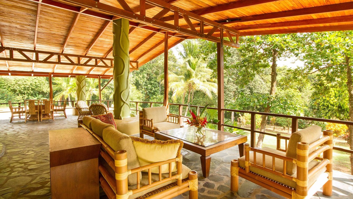 Cabo Matapalo House | Beautiful 2bdrm 2bath with pool on Backwash