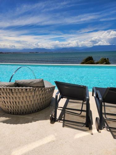 La Puntilla Apartment | Beautiful 2Bed 2Bath Beach Apt in Cruz de Huanacaxt