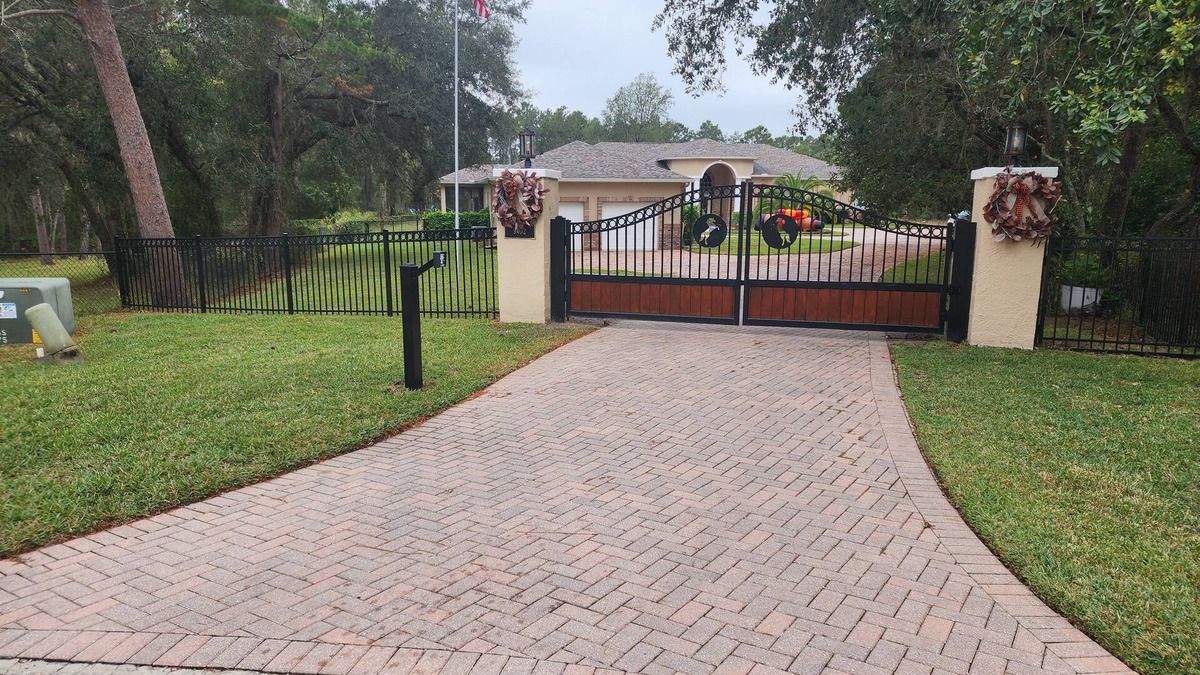 Woodland Waters House | Beautiful 2Bed,2Bath,2Car Garage Stunning Cul-de-sac property on 2 acres Estate