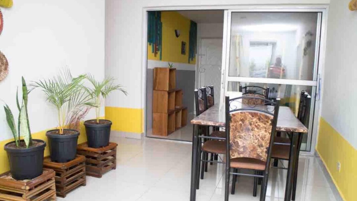 Freetown House | Beautiful 3-Bed 2 Bath House at Spur Road Freetown