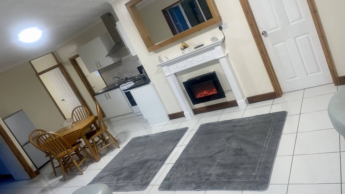 Bircotes Cottage | Beautiful 3-Bed Bungalow in Bawtry Doncaster
