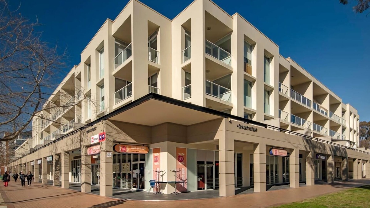 Dickson Apartment | Beautiful 3 Bedroom Townhouse Located in Dickson