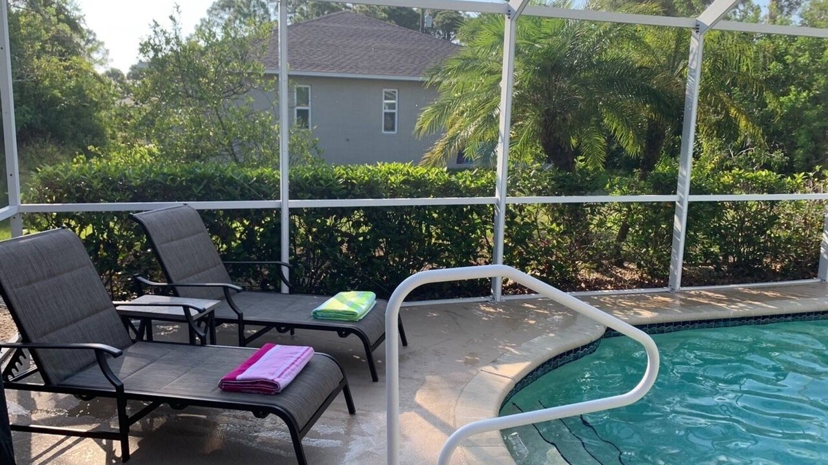 Rotonda Lakes House | Beautiful 3 Br/2 Bath House w/Private Pool Heated! Close to beaches!