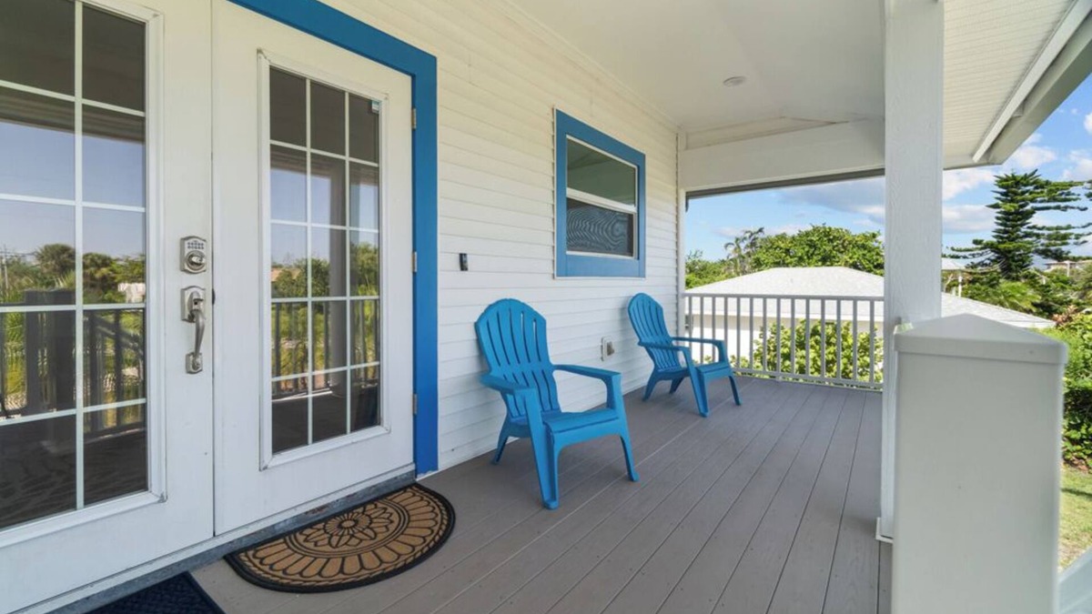 Murex Lakes House | Beautiful 3-BR Sanibel Home with a Private Pool – Short Walk to the Beach!
