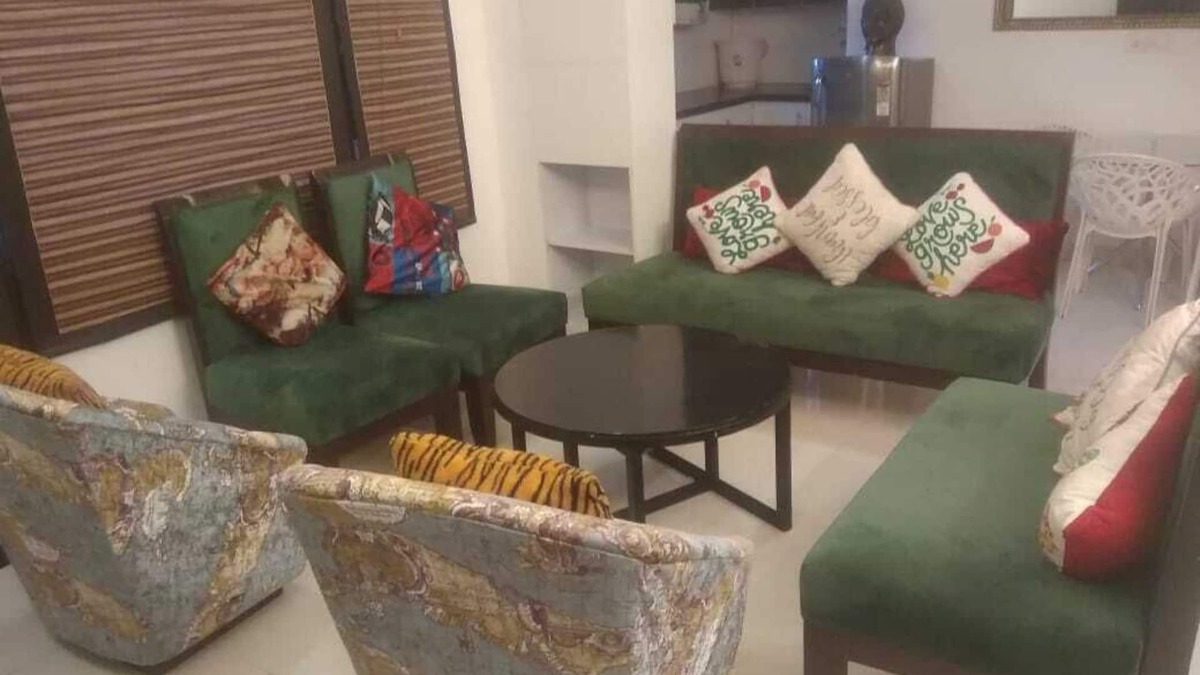 Sat Bari Apartment | Beautiful 3BHK Apmt at Iconic Location Chattarpur
