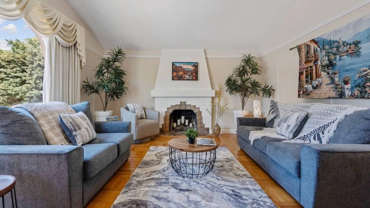 Millbrae House | Beautiful 3BR/2BA home 10 mins from SFO
