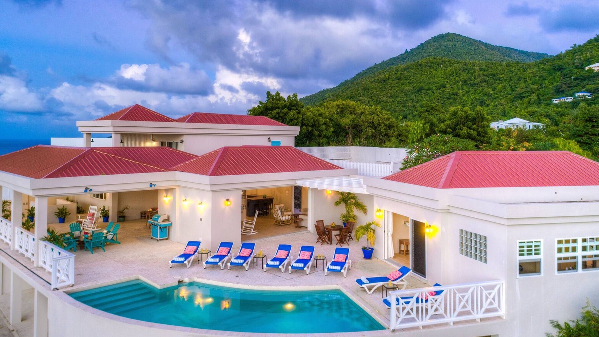West End Villa | Beautiful 4 bed/4 bath villa with pool and stunning views in west Tortola