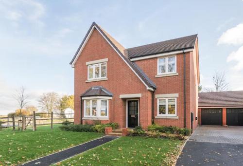 Moggerhanger House | Beautiful 4 bed house - Bedford countryside