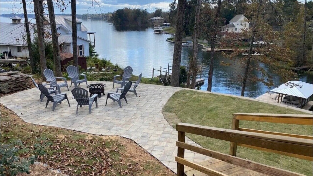 Deatsville House | Beautiful 4-bedroom home with boat dock and incredible view of Lake Jordan.